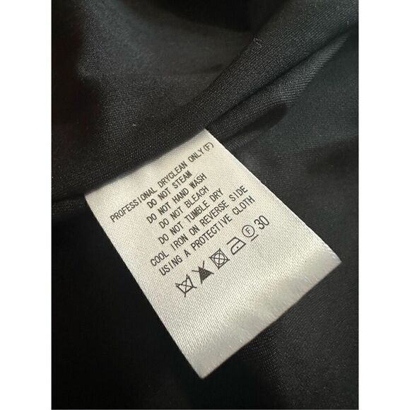 Fame and Partners Women's Asymmetrical Lace V-Back Maxi Dress Black Size 20 NWT - Picture 14 of 16